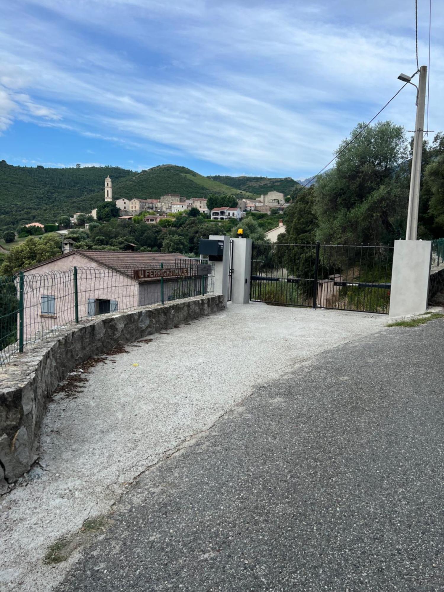 Charmant T2 Proche De Corte Soveria Esterno foto